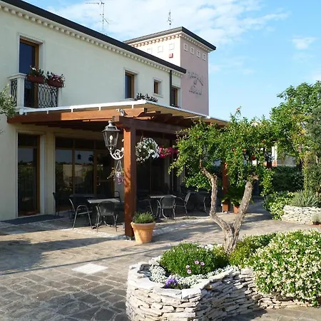 酒店 Del Borgo 3*